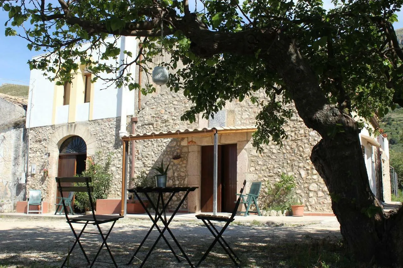 Rustici L'Antico Torchio Villa Castellammare del Golfo 0*,  Italia